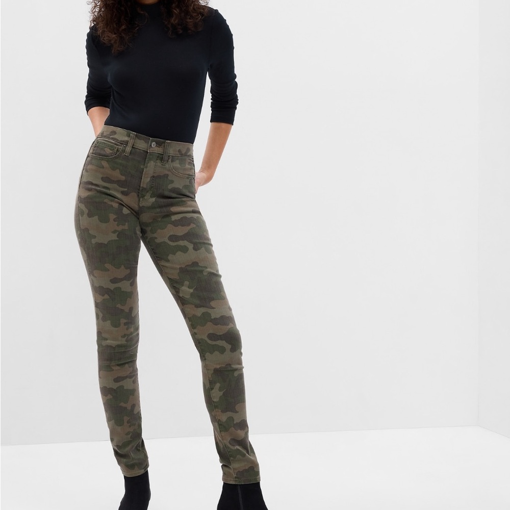 Women's Camouflage Jeans. True skinny. 28tall